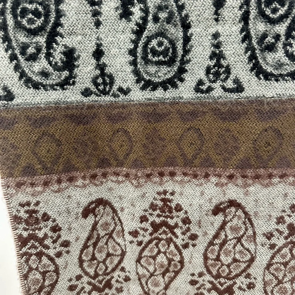 Berkshire elegant paisley